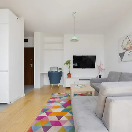 Apartman Air-conditioned With Parking Warsaw's Wola District By Renters